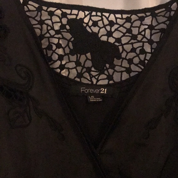 Silky Black Flower-Stitched Romper Dress - Picture 2 of 7